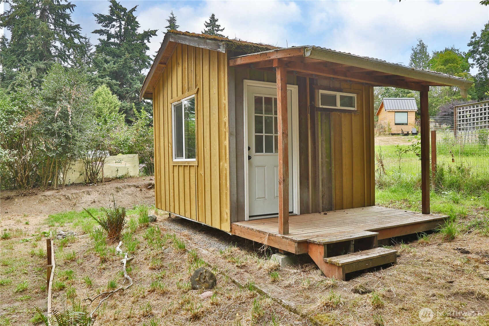 6255 Bayview Road Clinton, WA 98236 - Photo 28 of 40 Gallery Image 28