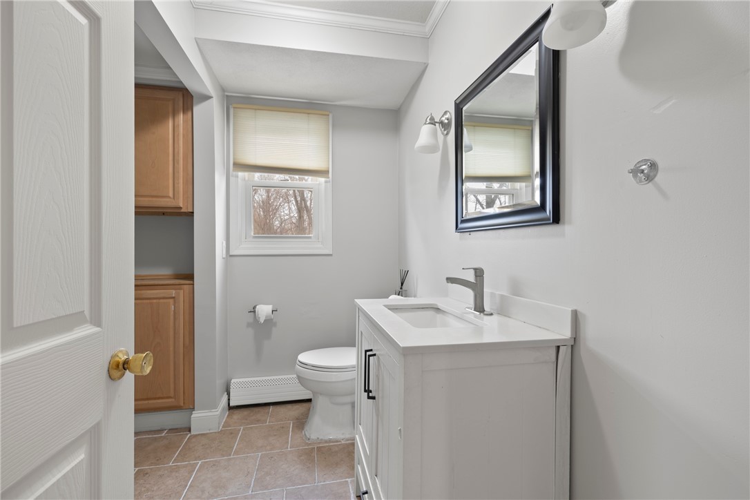 65 Traymore Street Cranston, RI 02920 - Photo 15 of 39