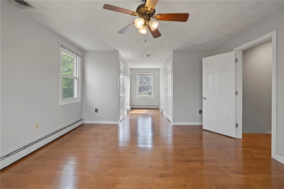 65 Traymore Street Cranston, RI 02920 - Photo 18 of 39