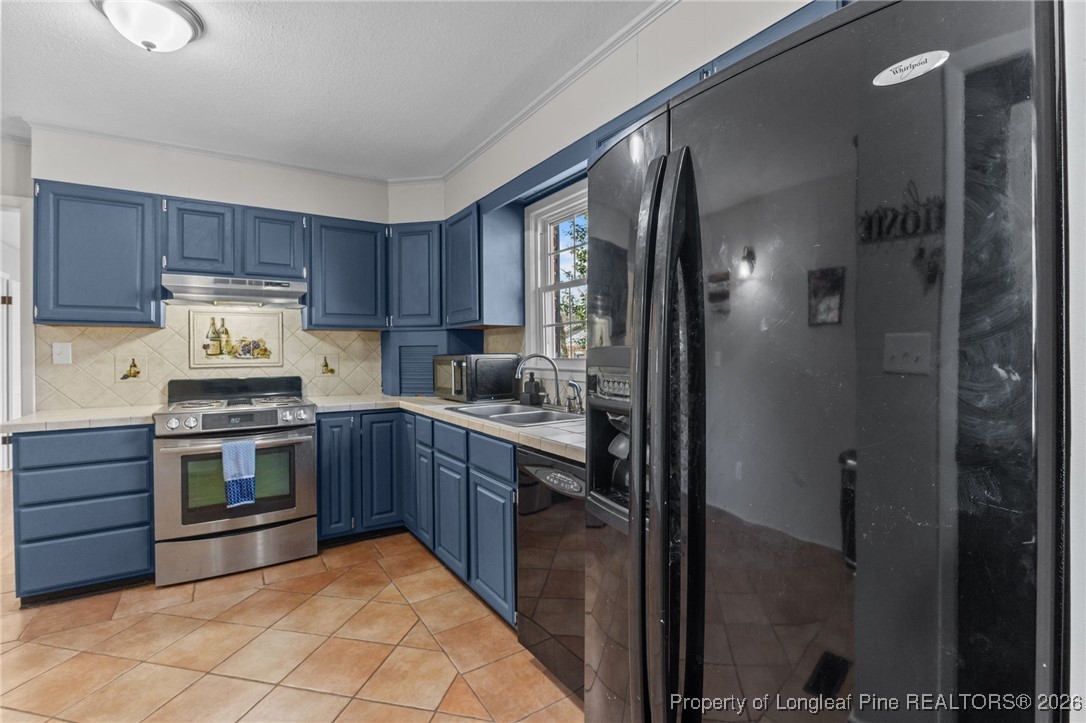 301 Summerhill Road Fayetteville, NC 28303 - Photo 15 of 33