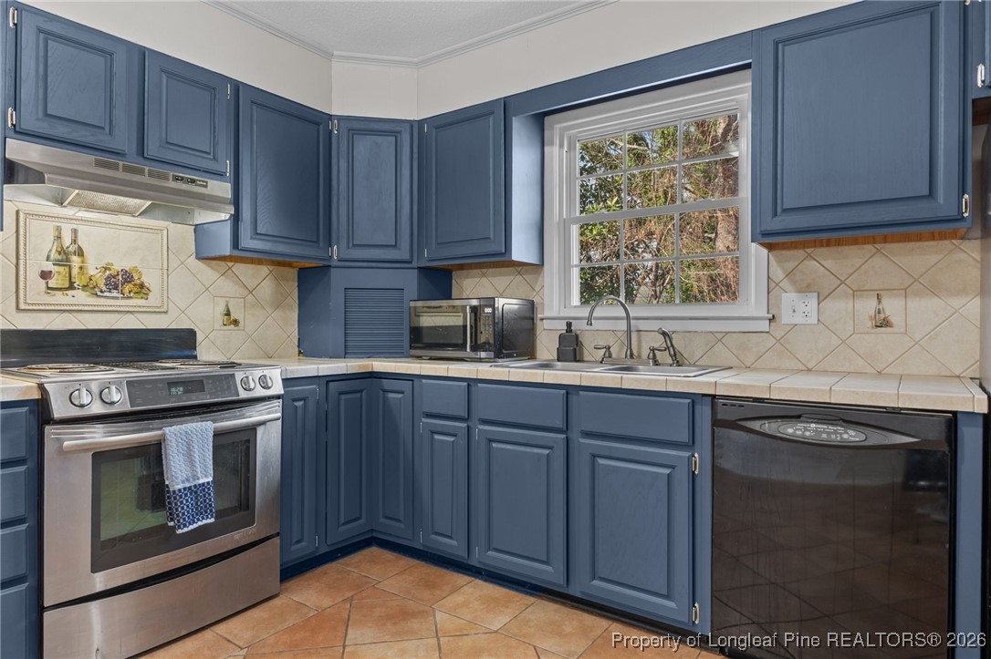 301 Summerhill Road Fayetteville, NC 28303 - Photo 17 of 33