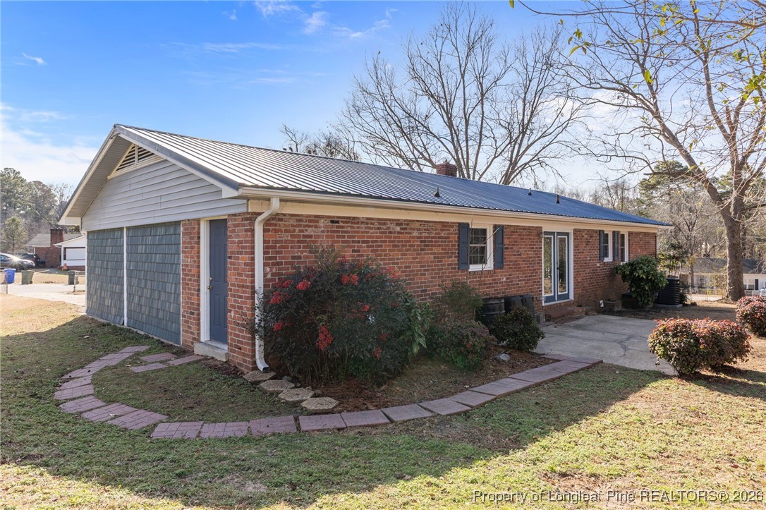 301 Summerhill Road Fayetteville, NC 28303 - Photo 32 of 33