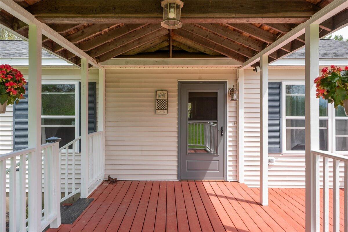 11 Simon Road Waldoboro, ME 04572 - Photo 27 of 44 46-11 Simon-46