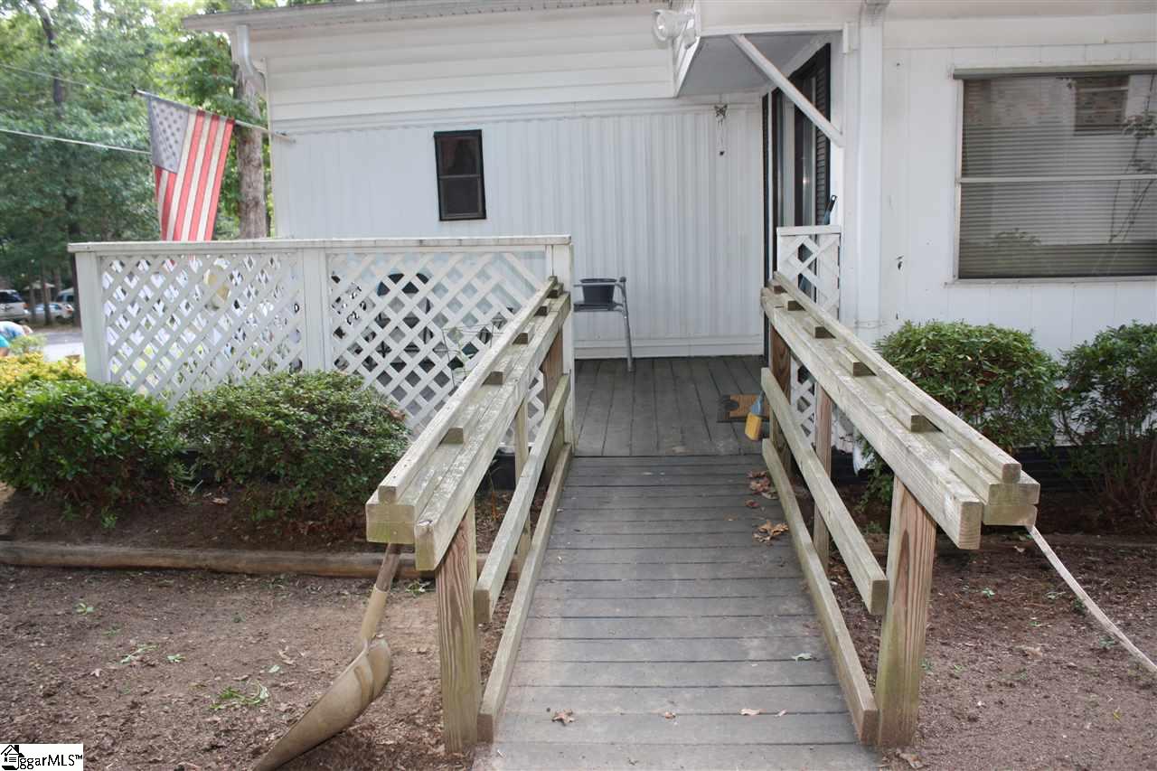 100 Marc Lane Liberty, SC 29657 - Photo 9 of 24 Gallery Image 9