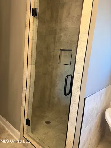 $420,000 | 5290 Watson Vw Drive, Nesbit, MS 38651