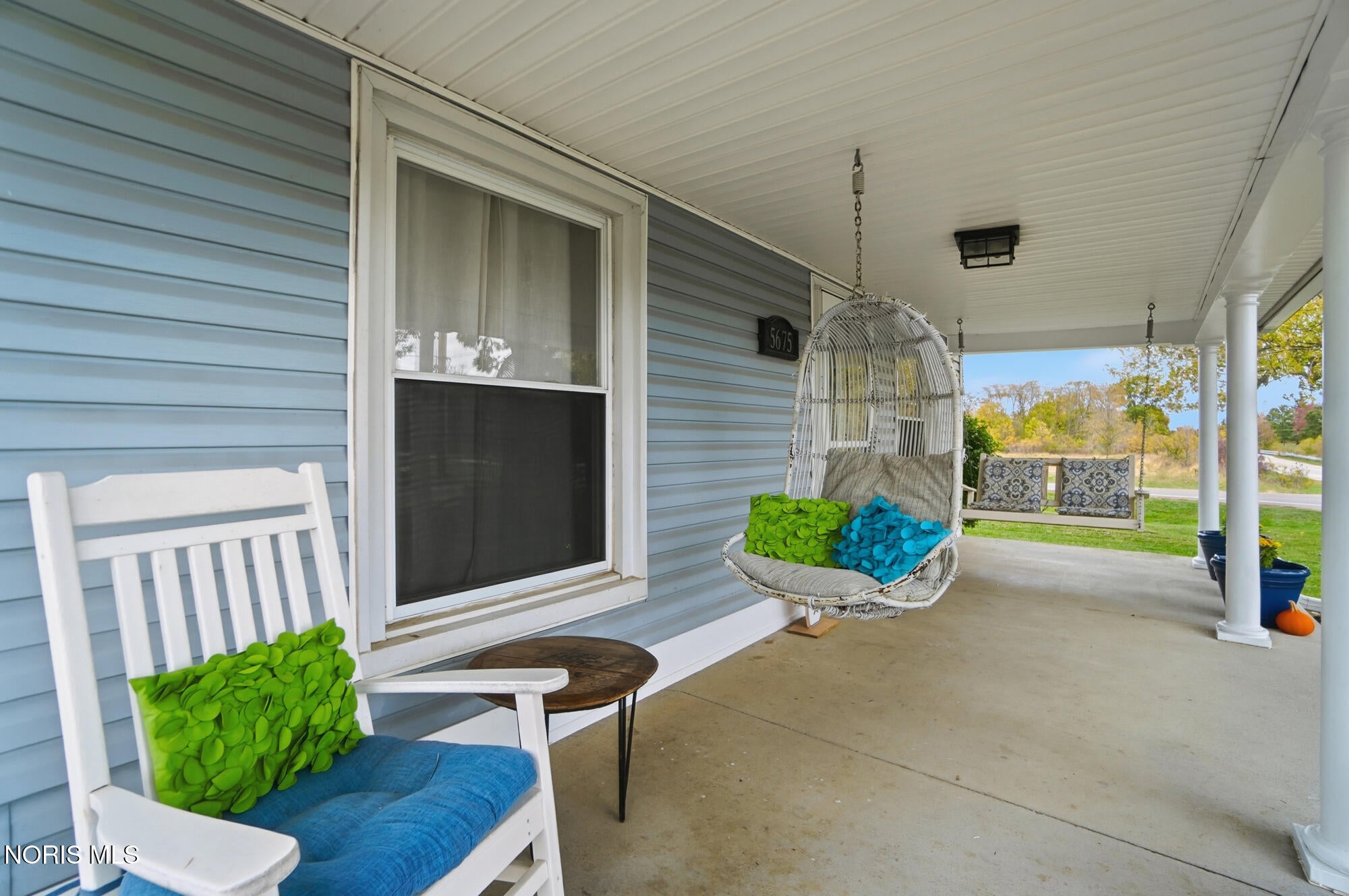 5675 Washburn Road Berkey, OH 43504 - Photo 4 of 92 054