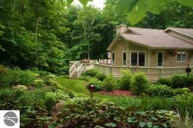 13202 South Lautner Road Traverse City, MI 49684 - Photo 29 of 38 1748195-28.JPG