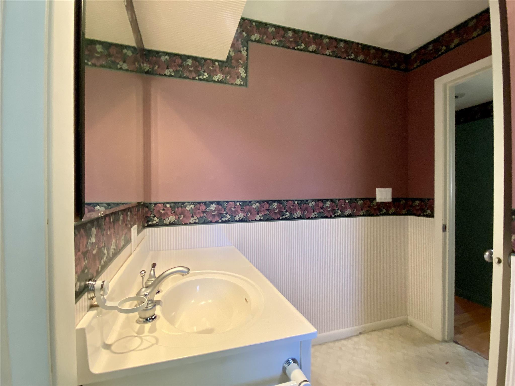 307 East B Street Alpha, IL 61413 - Photo 13 of 32 Gallery Image 13