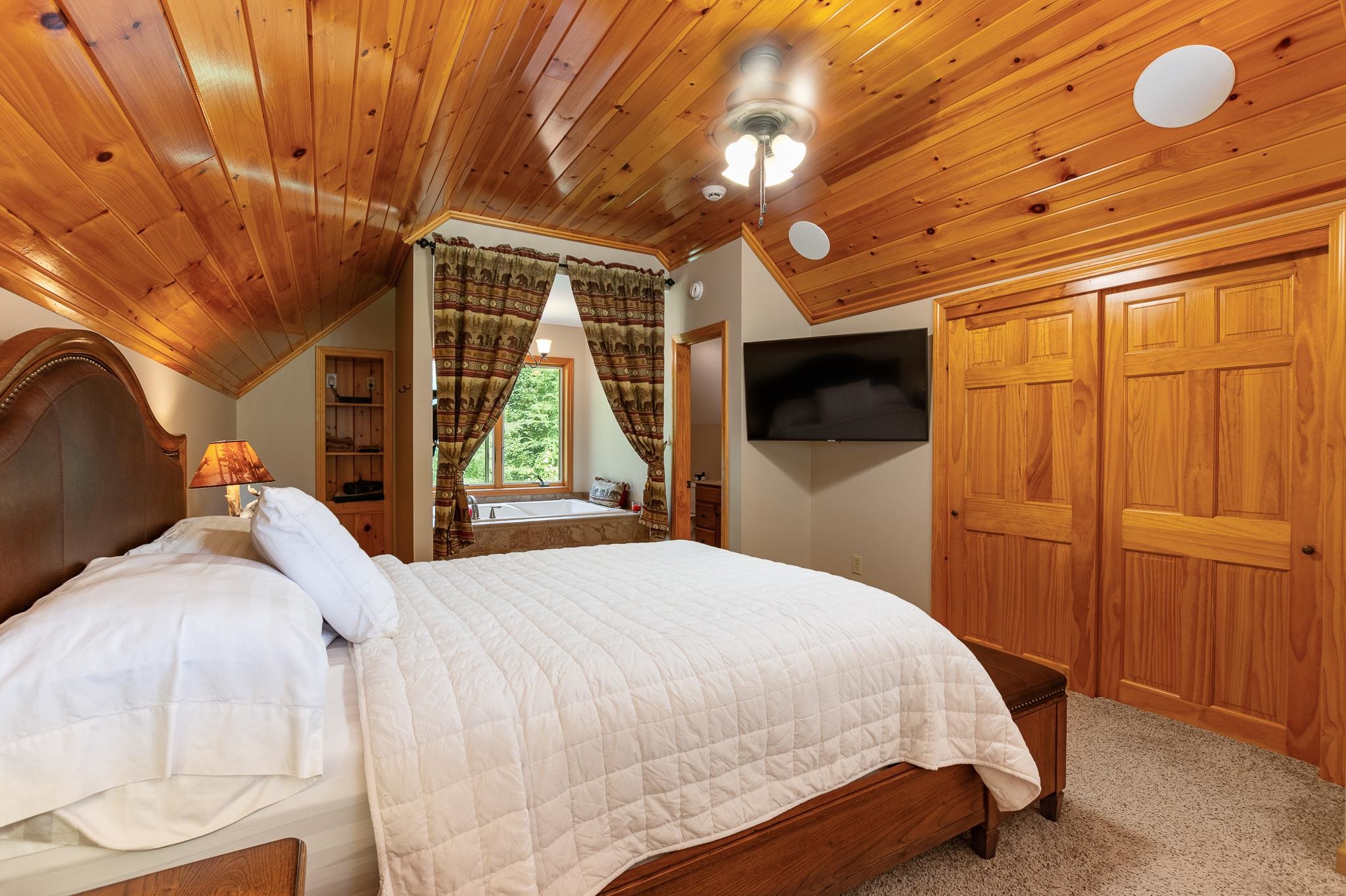 113 Back Lake Road Pittsburg, NH 03592 - Photo 56 of 60 Gallery Image 56