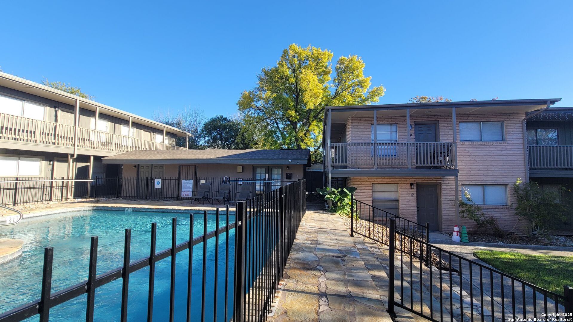516 Gentleman Road, Unit 8 Balcones Heights, TX 78201 - Photo 18 of 33 a view of a house with wooden fence