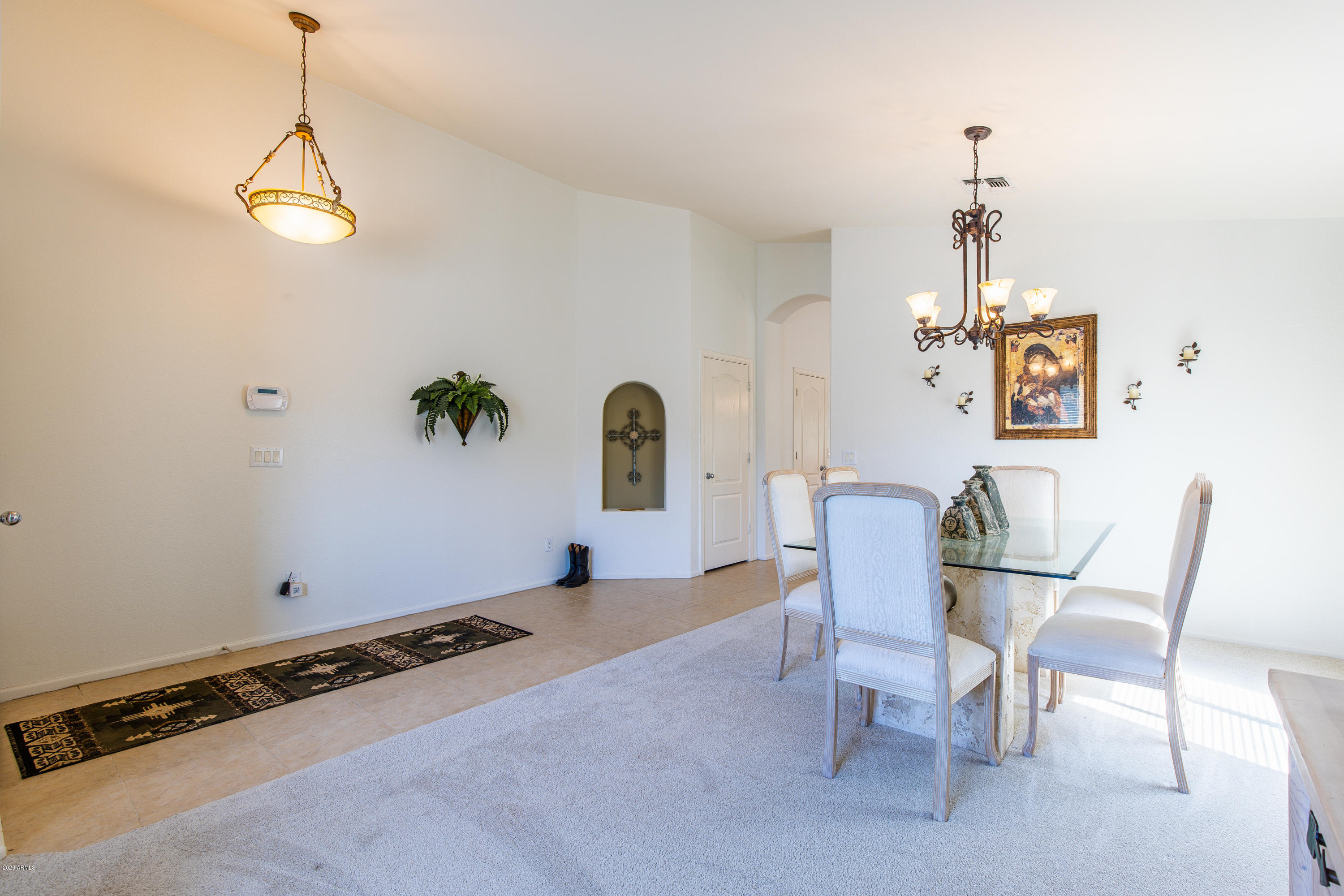 892 Mountain View Road San Tan Valley, AZ 85143 - Photo 4 of 26 EOSR8176-HDR