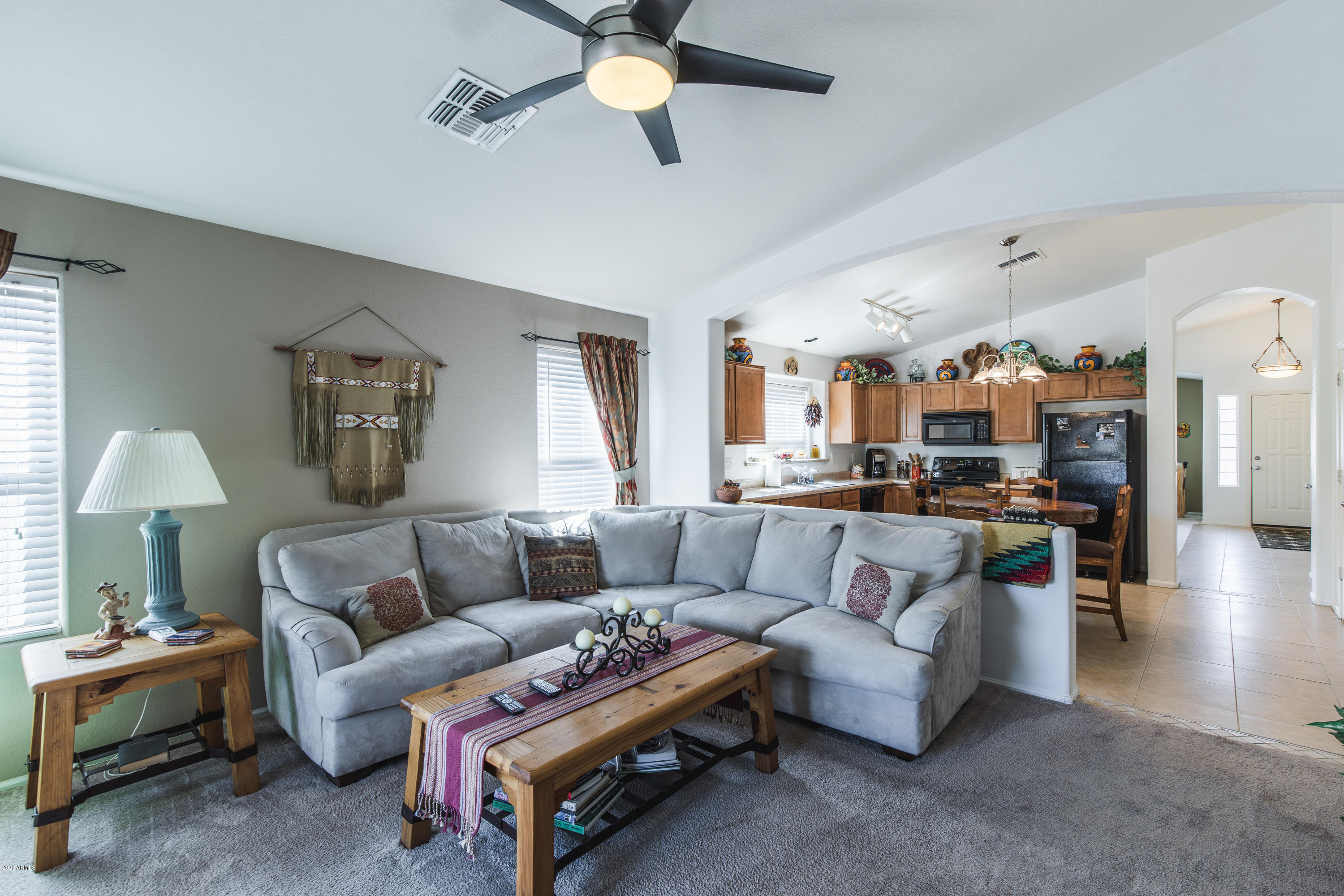 892 Mountain View Road San Tan Valley, AZ 85143 - Photo 9 of 26 EOSR8196-HDR