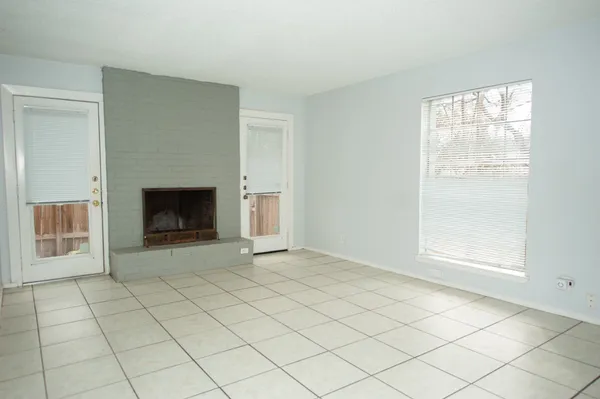 $389,000 | 2527 Glen Springs Way, Austin, TX 78741