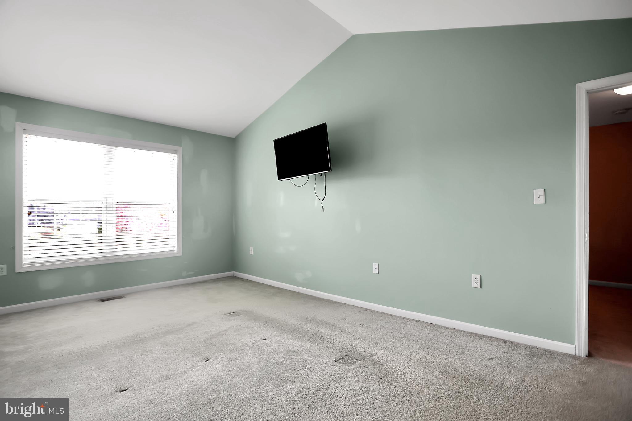 343 Ridge View Drive Berkeley Springs, WV 25411 - Photo 21 of 62 Owners Bedroom