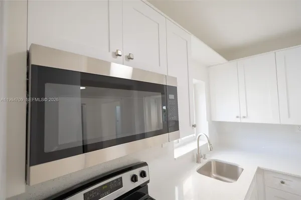 $5,000 | 2675 Southwest 24th Terrace, Miami, FL 33145