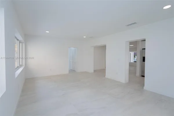 $5,000 | 2675 Southwest 24th Terrace, Miami, FL 33145