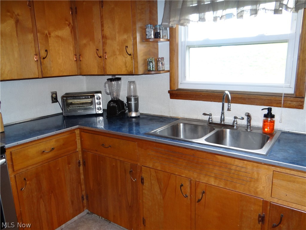 22267 Bates Road Minerva, OH 44657 - Photo 16 of 29 Gallery Image 16