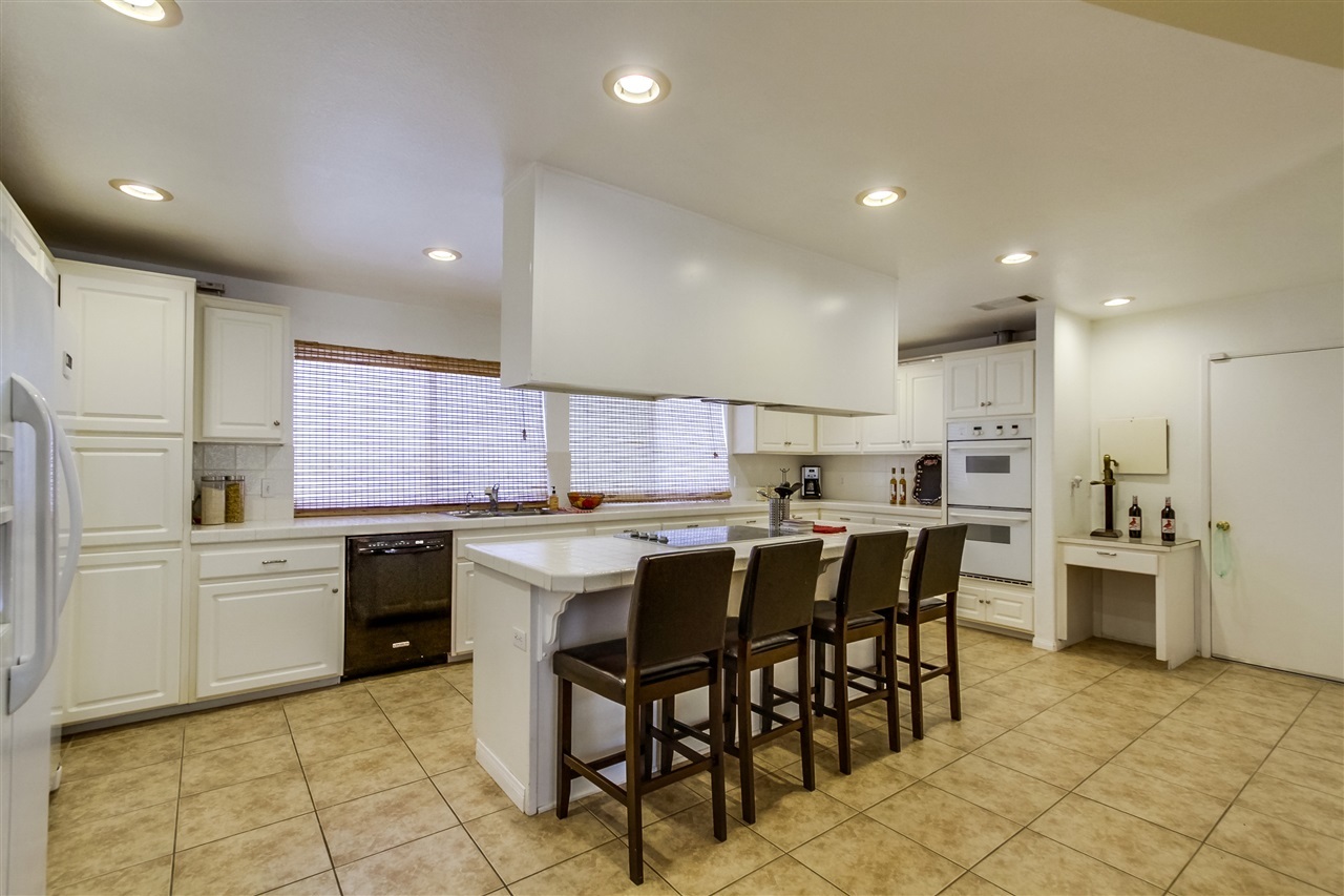 1935 Felicita Road Escondido, CA 92025 - Photo 12 of 23 Gallery Image 12