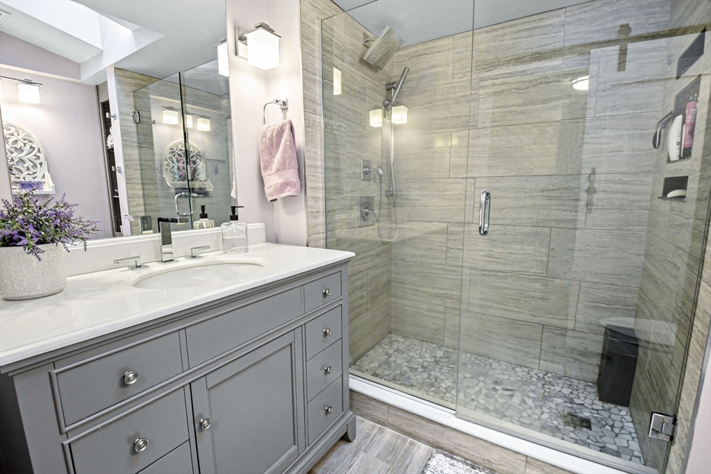 284 Boston Road Chelmsford, MA 01824 - Photo 22 of 40