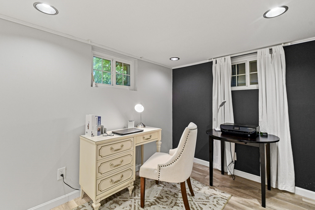 284 Boston Road Chelmsford, MA 01824 - Photo 28 of 40