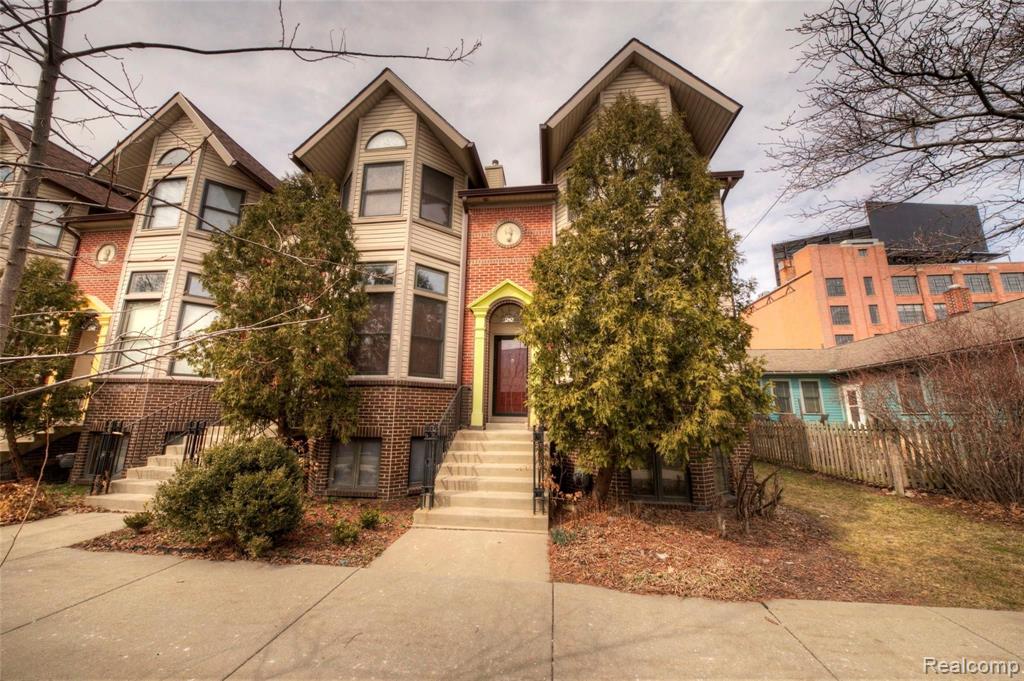 1242 Labrosse Street Detroit, MI 48226 - Photo 1 of 55
