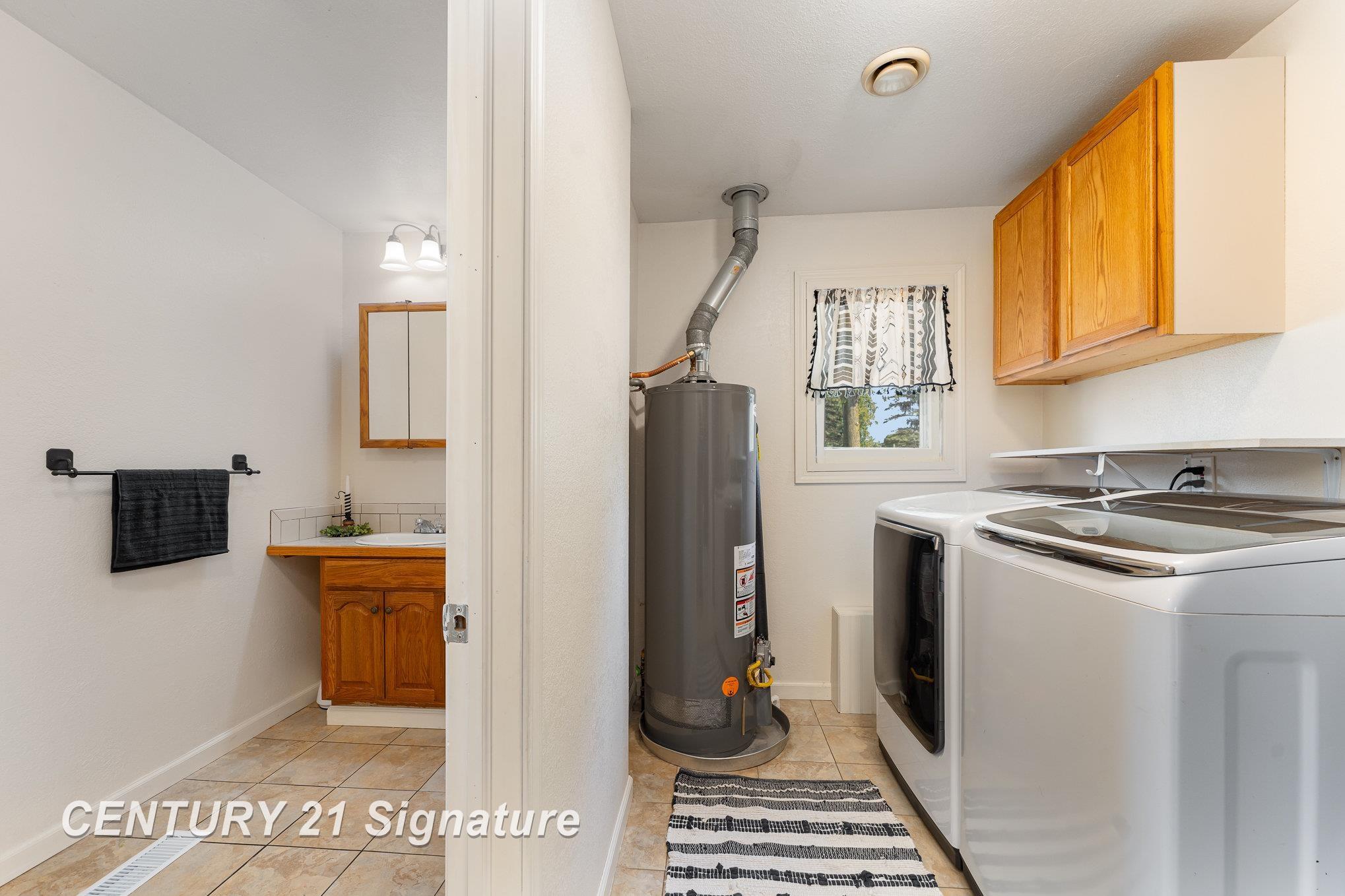 9239 North Seymour Road Flushing, MI 48433 - Photo 15 of 27 Gallery Image 15