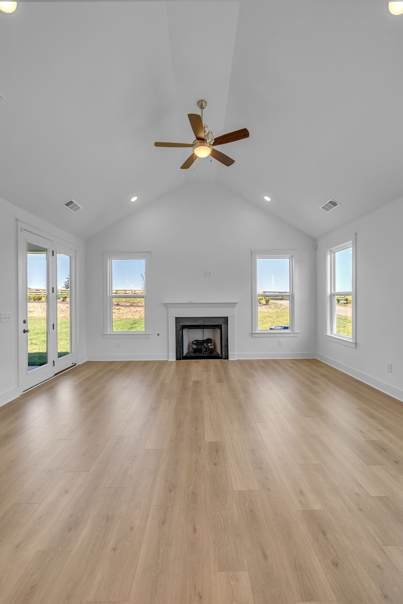 698 Conifer Drive Spring Hill, TN 37174 - Photo 19 of 62