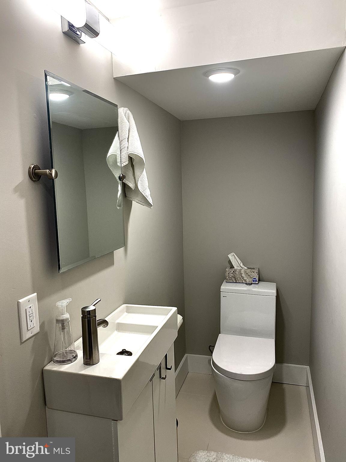 2010 Walnut Street, Unit 403 Philadelphia, PA 19103 - Photo 9 of 13