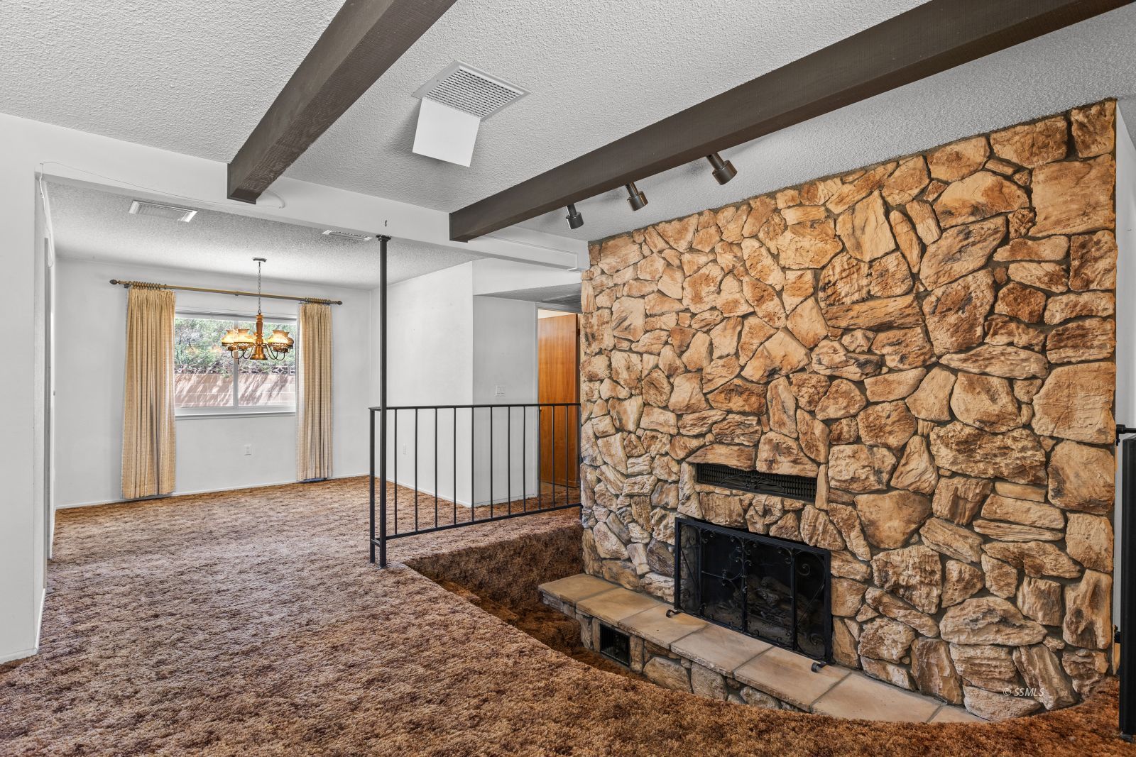 824 Kevin Way Ridgecrest, CA 93555 - Photo 11 of 38 a view of an empty room and wooden floor
