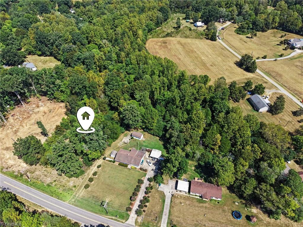 2413 Price Road Eden, NC 27288 - Photo 8 of 18 Gallery Image 8