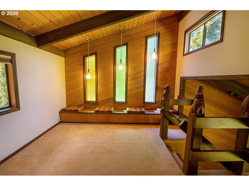 23680 Southeast Firwood Road Sandy, OR 97055 - Photo 11 of 22