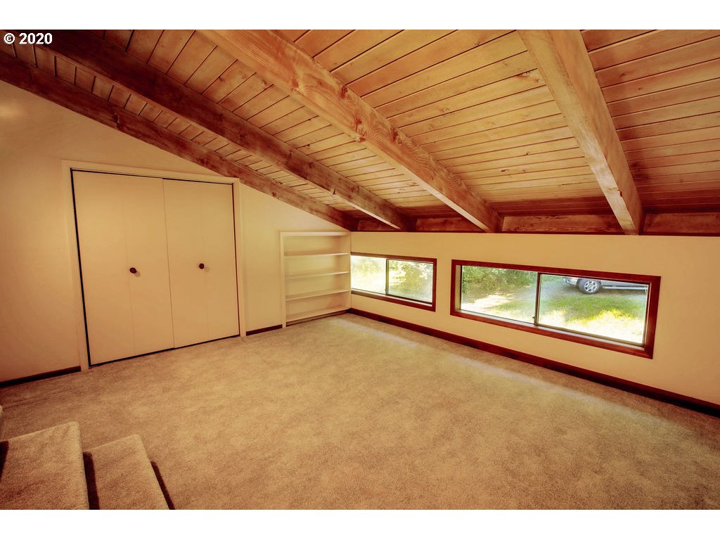 23680 Southeast Firwood Road Sandy, OR 97055 - Photo 14 of 22