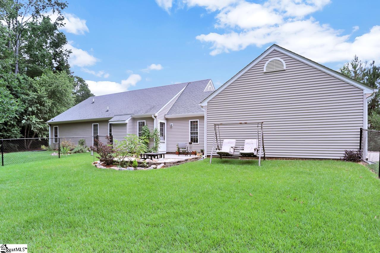 240 Springfield Circle Easley, SC 29642 - Photo 28 of 33 Gallery Image 28