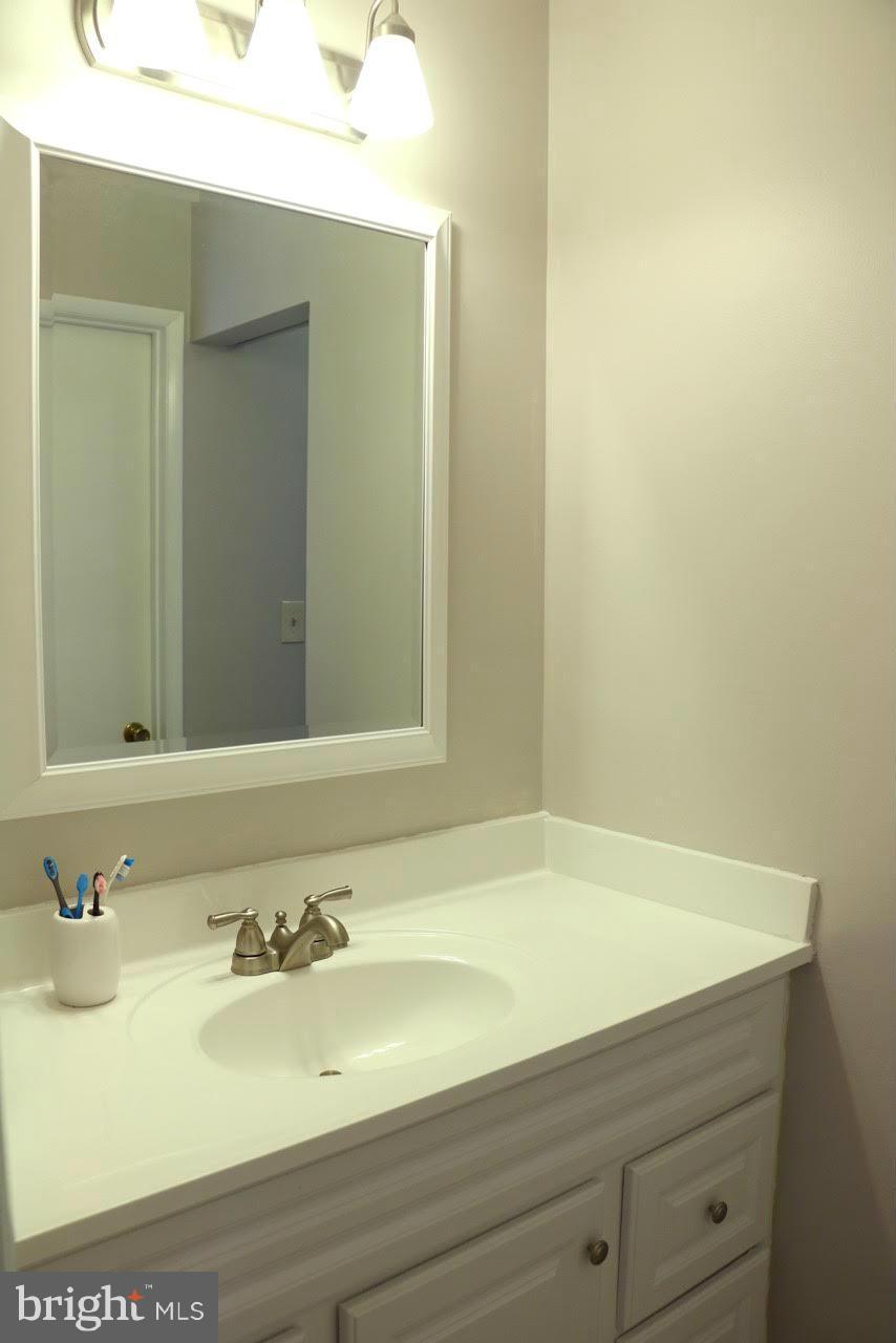 1905 Hawthorne Road Edgewood, MD 21040 - Photo 10 of 15 Updated Full Bathroom