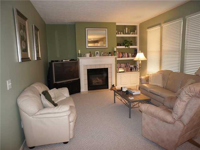 8542 Rapp Drive Indianapolis, IN 46237 - Photo 6 of 18 Gallery Image 6