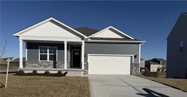 $387,990 | 606 Fallen Leaf Drive, Belton, MO 64012
