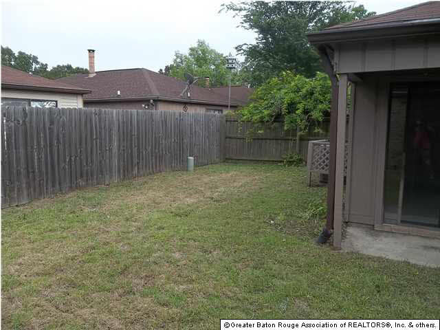 2451 Inverrary Drive Baton Rouge, LA 70816 - Photo 4 of 9 Gallery Image 4