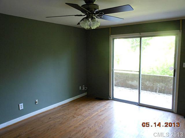 1338 Briar Creek Road, Unit 13 Charlotte, NC 28205 - Photo 6 of 11