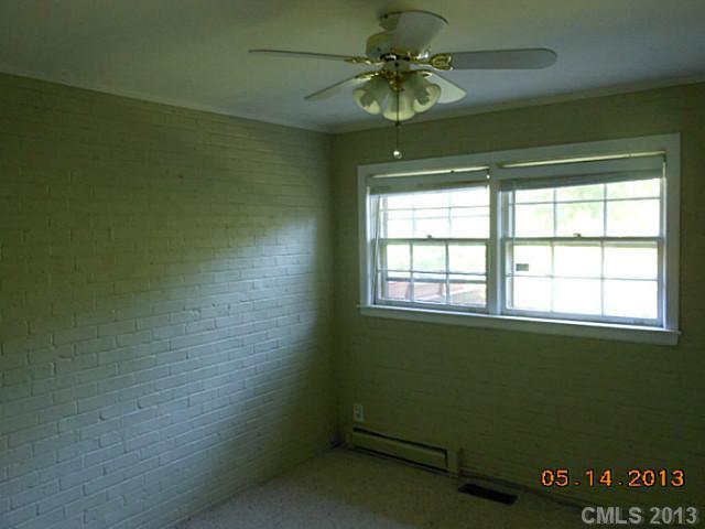 1338 Briar Creek Road, Unit 13 Charlotte, NC 28205 - Photo 7 of 11