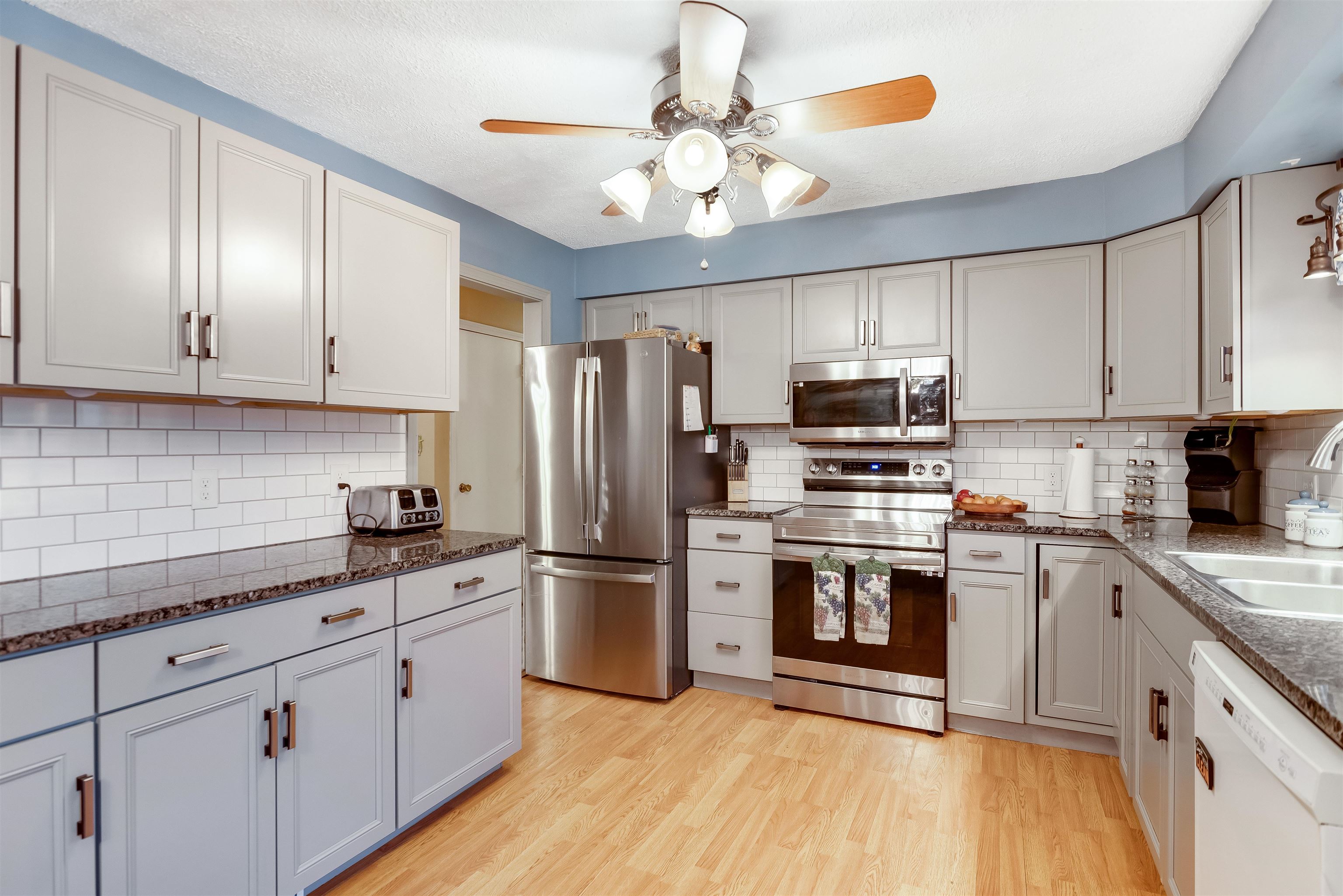 1485 Williston Road South Burlington, VT 05403 - Photo 25 of 30