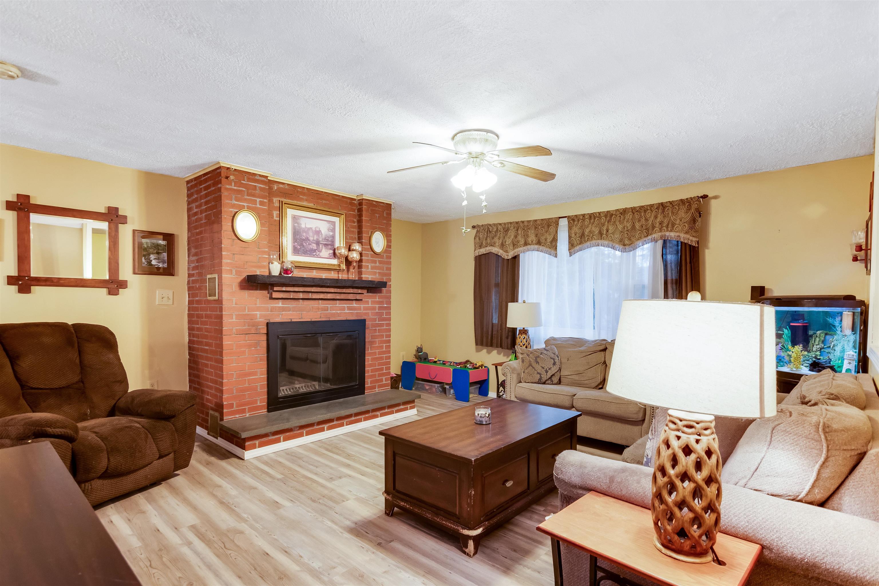 1485 Williston Road South Burlington, VT 05403 - Photo 3 of 30