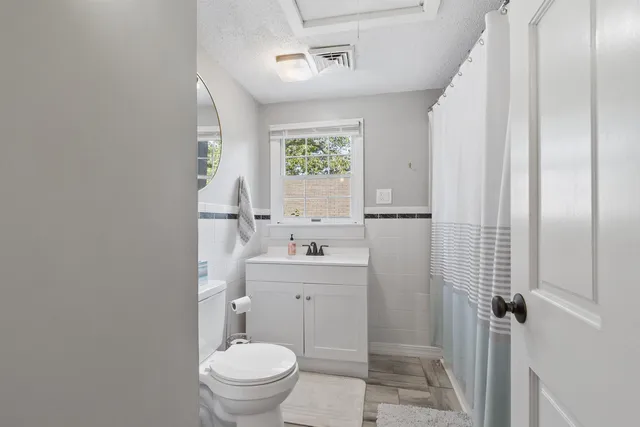 $749,000 | 32 Main Street, Kingston, NH 03848