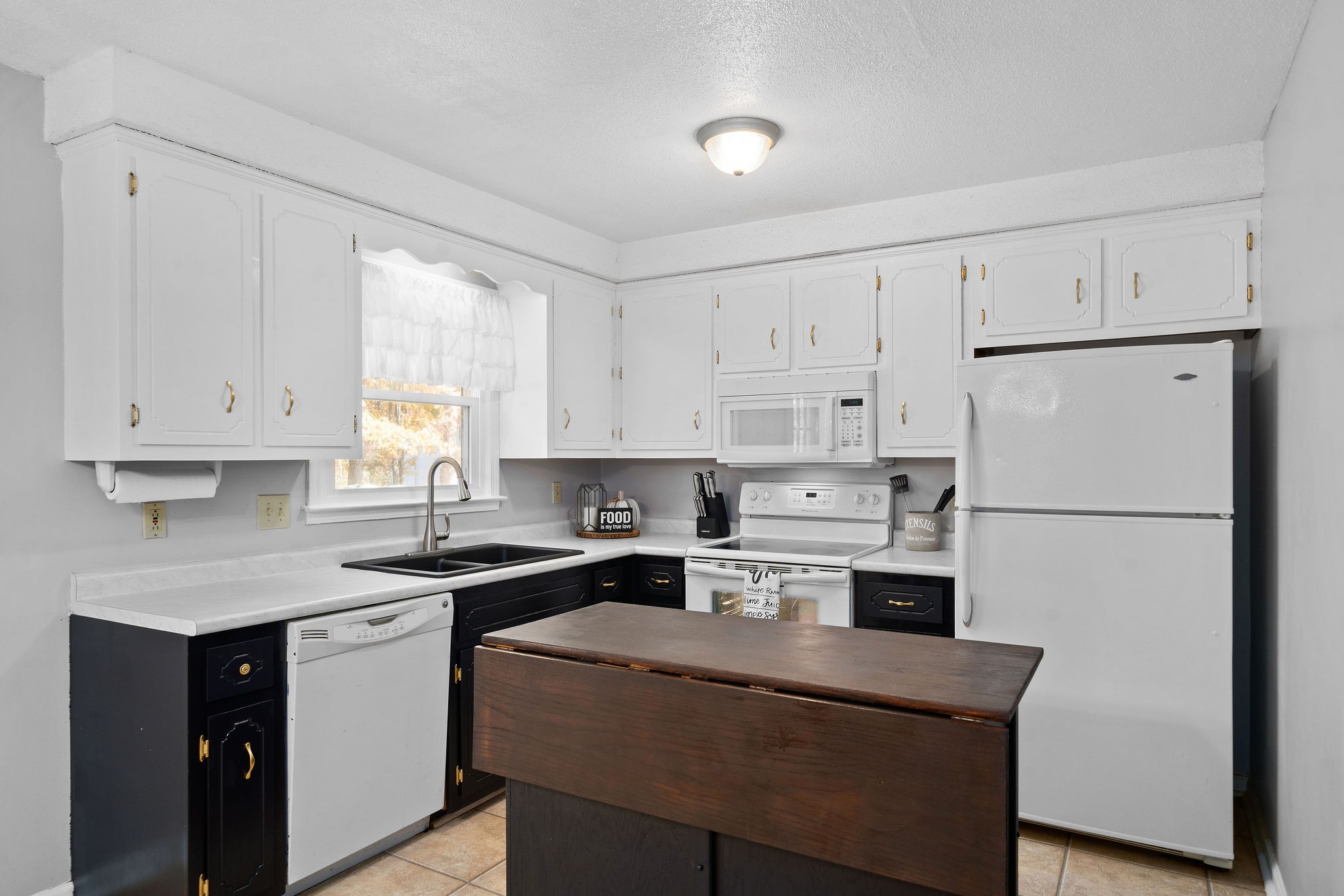 317 Lancaster Road Clarksville, TN 37042 - Photo 10 of 32 Gallery Image 10