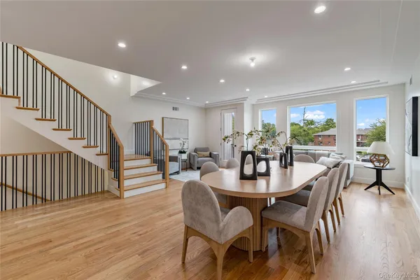 $979,000 | 17 Union Road, Unit 208, Spring Valley, NY 10977