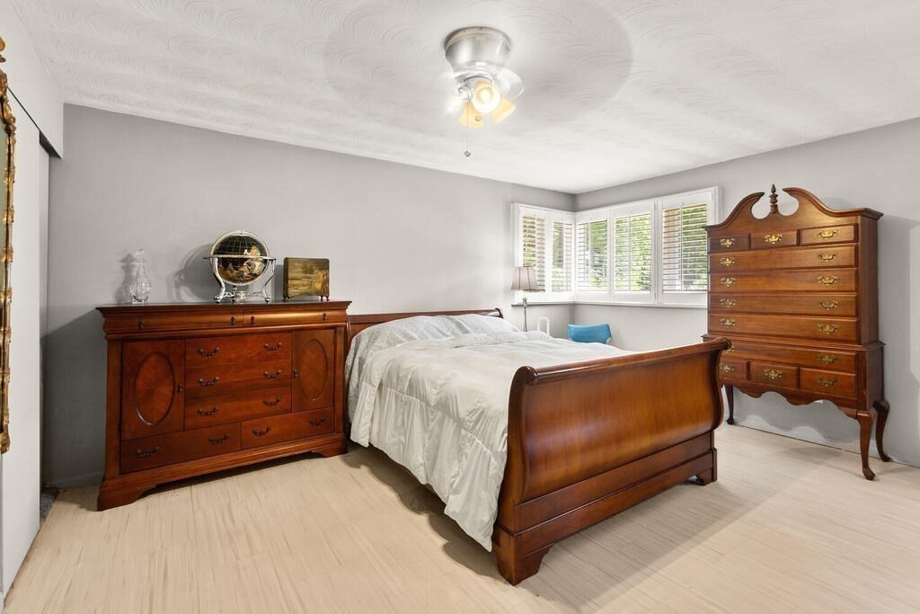 47 Joseph Road Framingham, MA 01701 - Photo 14 of 30