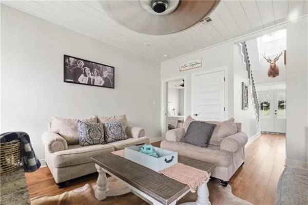 $430,000 | 2219 North Street, Pollock, LA 71467