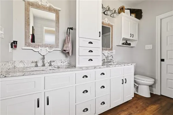 $430,000 | 2219 North Street, Pollock, LA 71467