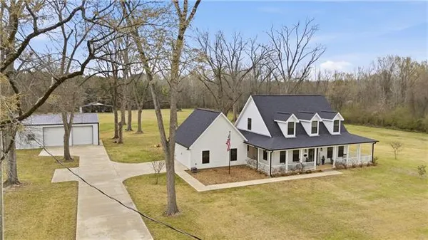 $430,000 | 2219 North Street, Pollock, LA 71467
