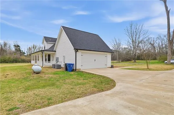 $430,000 | 2219 North Street, Pollock, LA 71467