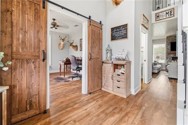 $430,000 | 2219 North Street, Pollock, LA 71467